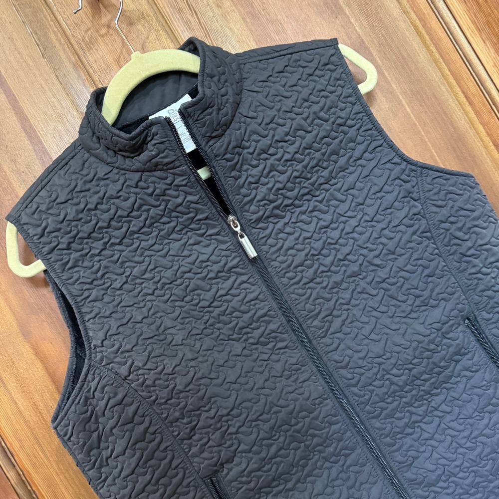 Robert Kitchen Women Textured Quilted Faux Fur Lined Vest Black Gray Medium - Picture 3 of 10